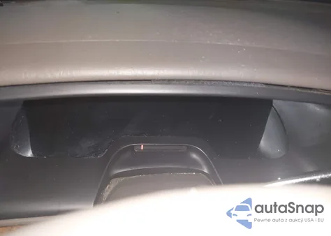 2000 Lincoln Continental z USA, uszkodzony, nr VIN 1LNHM97V5YY861793